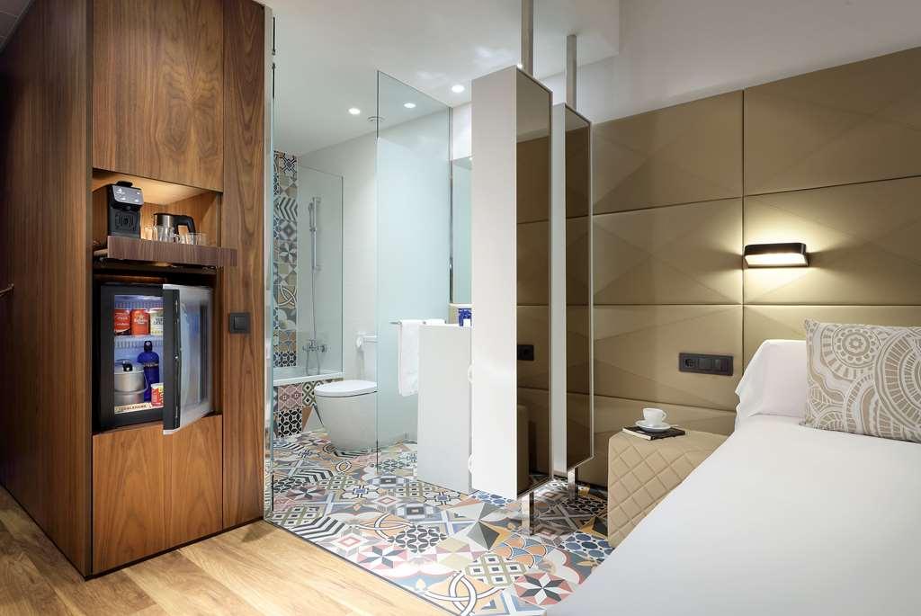 Hotel Sb Glow バルセロナ 部屋 写真